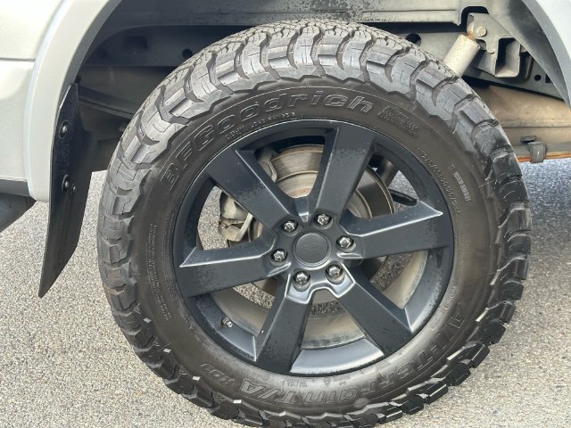 Used 2017 Ford F150 XLT w/ Equipment Group 301A Mid AWD/4WD image 14