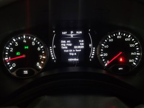 Used 2016 Jeep Renegade Latitude AWD/4WD image 23