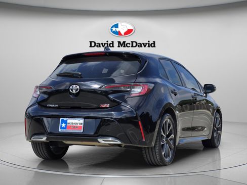 Used 2019 Toyota Corolla XSE FWD image 6