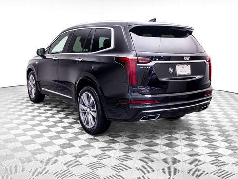 Certified 2025 Cadillac XT6 Premium Luxury w/ Platinum Package AWD/4WD image 3