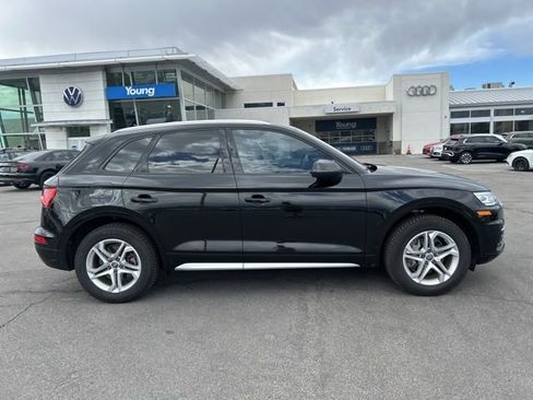 Used 2018 Audi Q5 2.0T Premium image 2