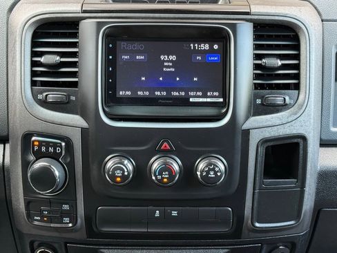 Used 2017 RAM 1500 Express AWD/4WD image 26