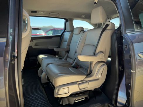 Used 2019 Honda Odyssey EX-L image 17
