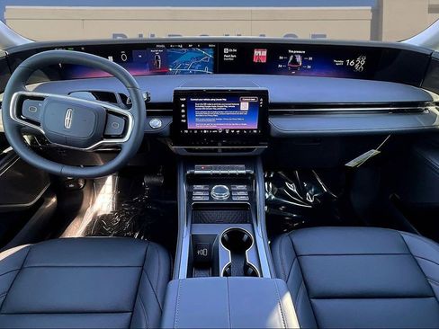 New 2026 Lincoln Nautilus Premier w/ Equipment Group 102A image 5