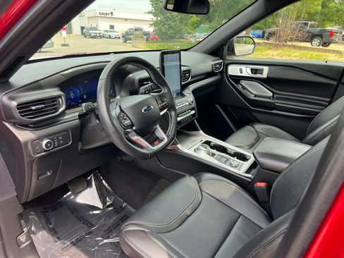 Used 2020 Ford Explorer ST w/ Premium Technology Package AWD/4WD image 15