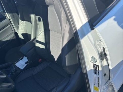 Used 2025 Toyota 4Runner TRD Off-Road Premium image 8