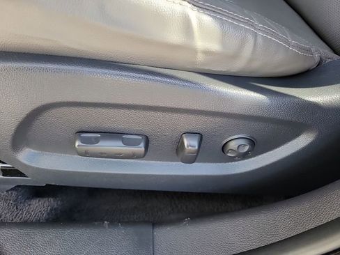 Used 2019 Hyundai Santa Fe XL image 16