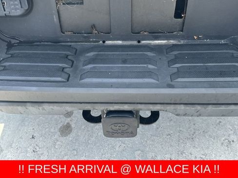 Used 2022 Toyota Tundra SR5 w/ SR5 Premium Package AWD/4WD image 8