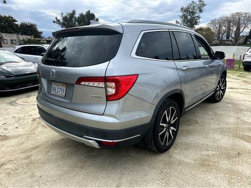 Used 2019 Honda Pilot Touring image 6