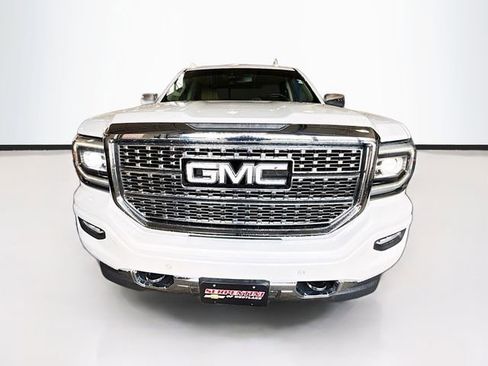 Used 2017 GMC Sierra 1500 Denali w/ Denali Ultimate Package image 4