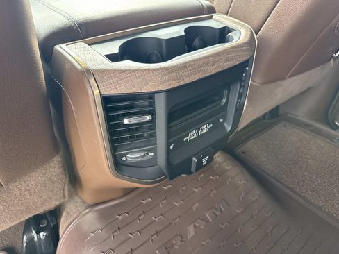 Used 2023 RAM 2500 Limited AWD/4WD image 10