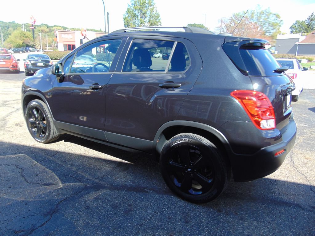 Used 2016 Chevrolet Trax LTZ w/ Midnight Edition AWD/4WD image 8
