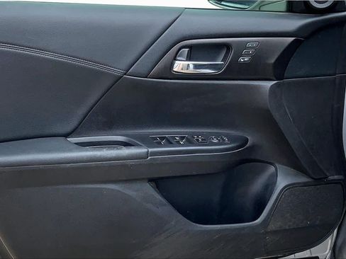 Used 2013 Honda Accord EX-L image 19