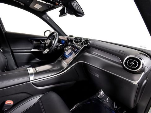 Certified 2024 Mercedes-Benz GLC 300 4MATIC image 29
