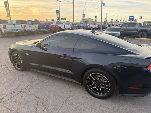 Used 2021 Ford Mustang GT RWD image 8