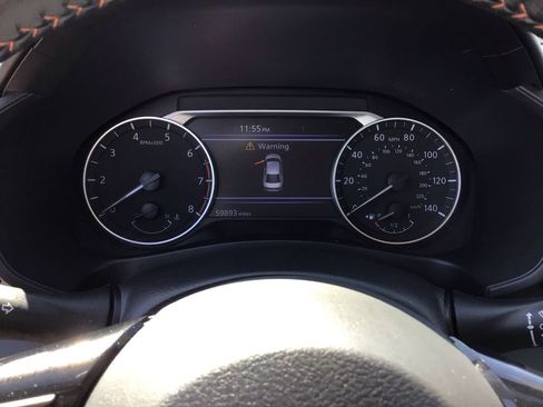 Used 2024 Nissan Altima 2.5 SR FWD image 16