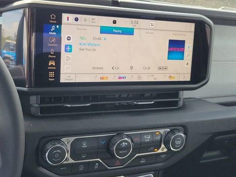 New 2026 Jeep Gladiator Sport image 20