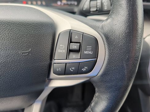 Used 2023 Ford Explorer XLT w/ Equipment Group 202A RWD image 14
