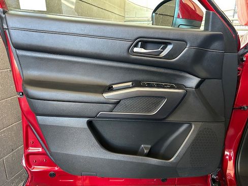 Used 2023 Nissan Pathfinder SL w/ SL Premium Package image 21