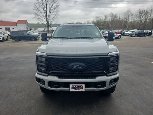 New 2026 Ford F250 XLT w/ XLT Premium Package AWD/4WD image 3