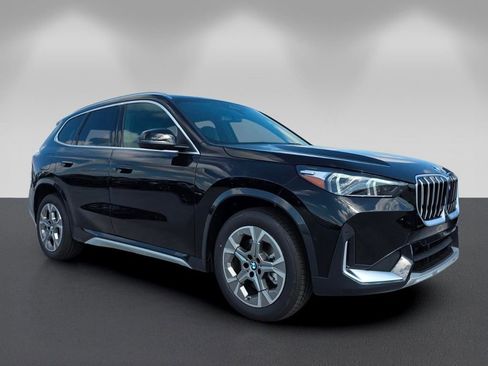 New 2026 BMW X1 xDrive28i AWD/4WD image 1