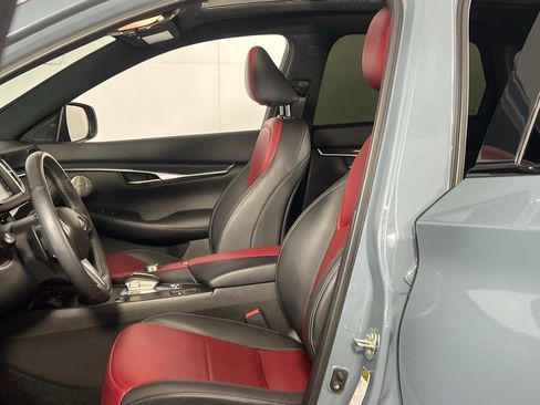 Used 2024 INFINITI QX50 Sport image 25