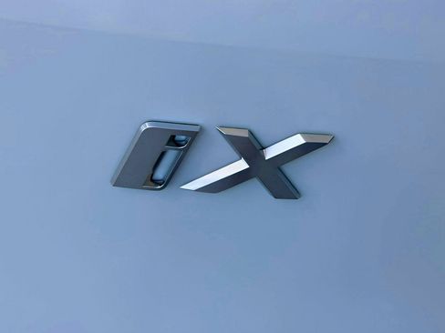 New 2026 BMW iX xDrive60 w/ Premium Package image 21
