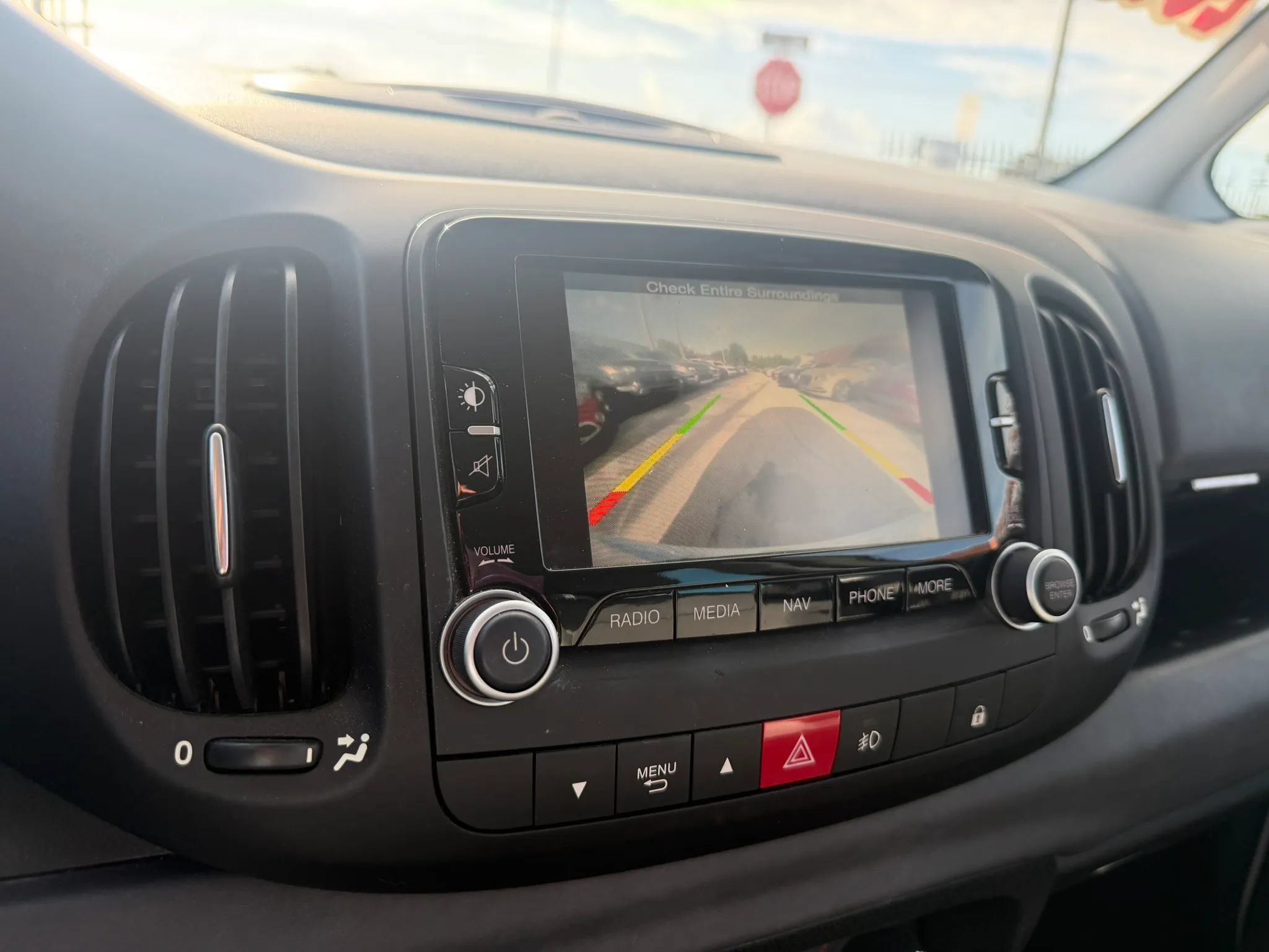 Used 2017 FIAT 500L Lounge FWD image 19