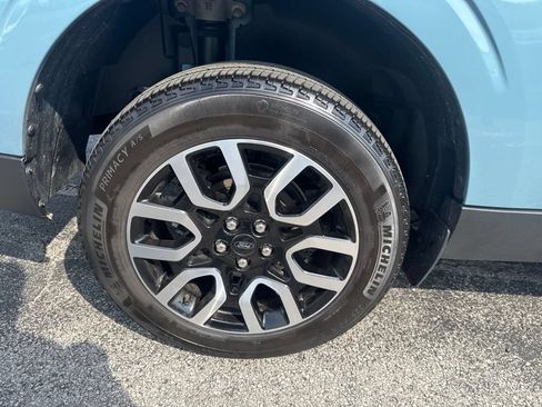 Used 2022 Ford Maverick Lariat w/ Lariat Luxury Package AWD/4WD image 39