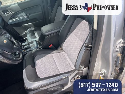 Used 2017 Chevrolet Colorado Z71 image 9