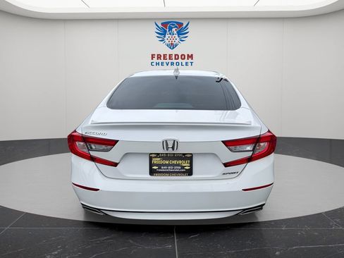 Used 2019 Honda Accord Sport image 6