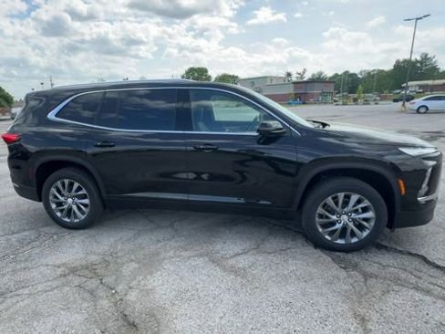 New 2026 Buick Enclave Preferred FWD image 9