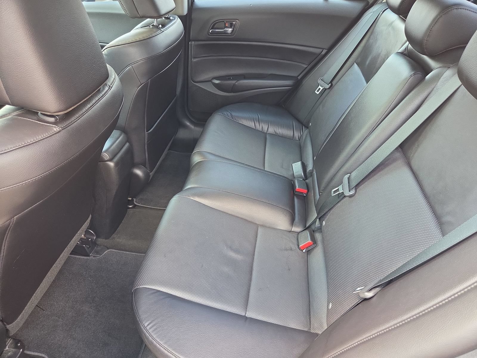 Used 2015 Acura ILX FWD image 23