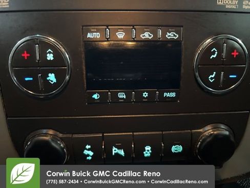 Used 2013 Chevrolet Silverado 2500 LTZ w/ LTZ Plus Package image 27