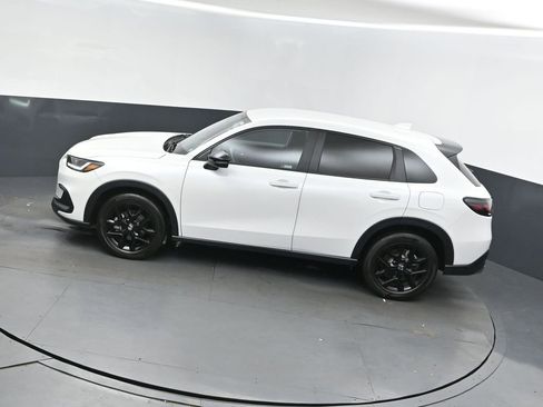 Used 2024 Honda HR-V Sport image 32