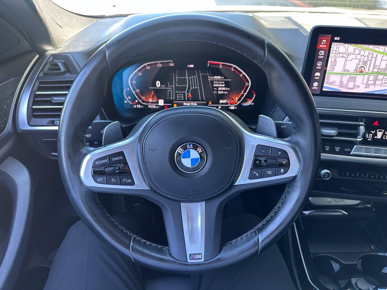Used 2024 BMW X4 xDrive30i w/ M Sport Package AWD/4WD image 3