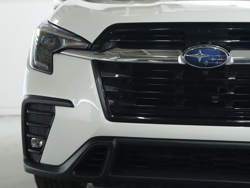 Certified 2023 Subaru Ascent Limited w/ Technology Package image 6