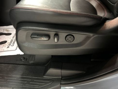 Used 2024 Honda Odyssey Sport image 11
