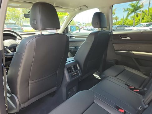 Used 2023 Volkswagen Atlas SE FWD image 11