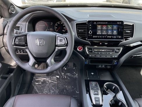 New 2025 Honda Ridgeline Black Edition image 10