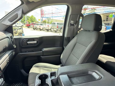 Used 2023 Chevrolet Silverado 1500 Custom w/ LPO, Dark Essentials Package image 15