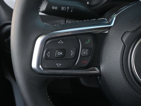 Used 2025 Jeep Wrangler Sahara w/ Safety Group image 31