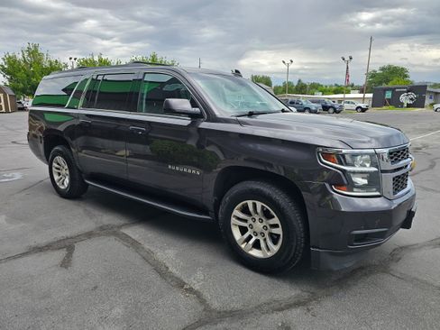 Used 2016 Chevrolet Suburban LT AWD/4WD image 3