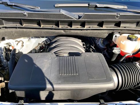 Used 2023 GMC Yukon SLT w/ SLT Premium Package AWD/4WD image 28