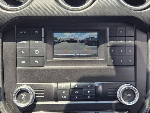 Used 2019 Ford Mustang Coupe RWD image 16