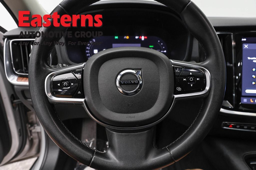 Used 2023 Volvo S60 T8 Plus AWD/4WD image 10