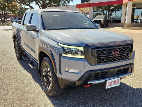 Used 2023 Nissan Frontier Pro-X w/ Pro Convenience Package image 6