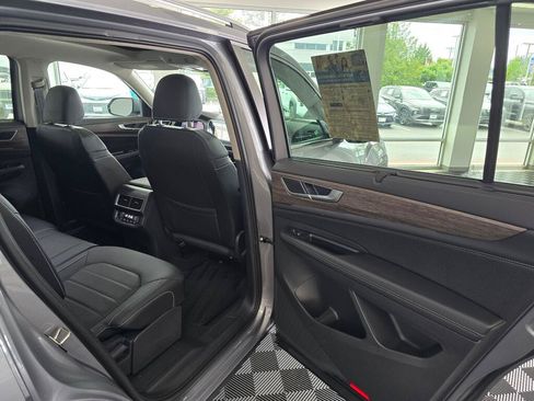 New 2026 Volkswagen Atlas SEL AWD/4WD image 36