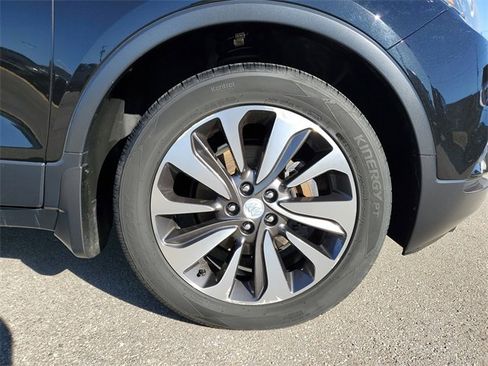 Used 2018 Buick Encore Premium image 5