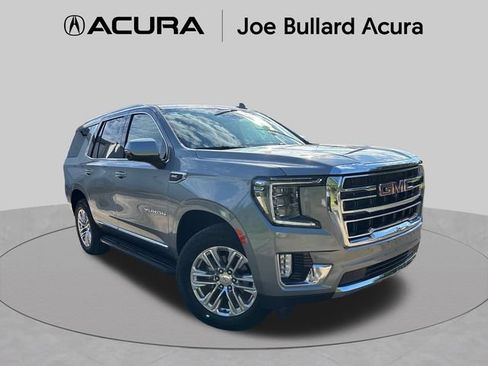 Used 2024 GMC Yukon SLT w/ SLT Luxury Package AWD/4WD image 1